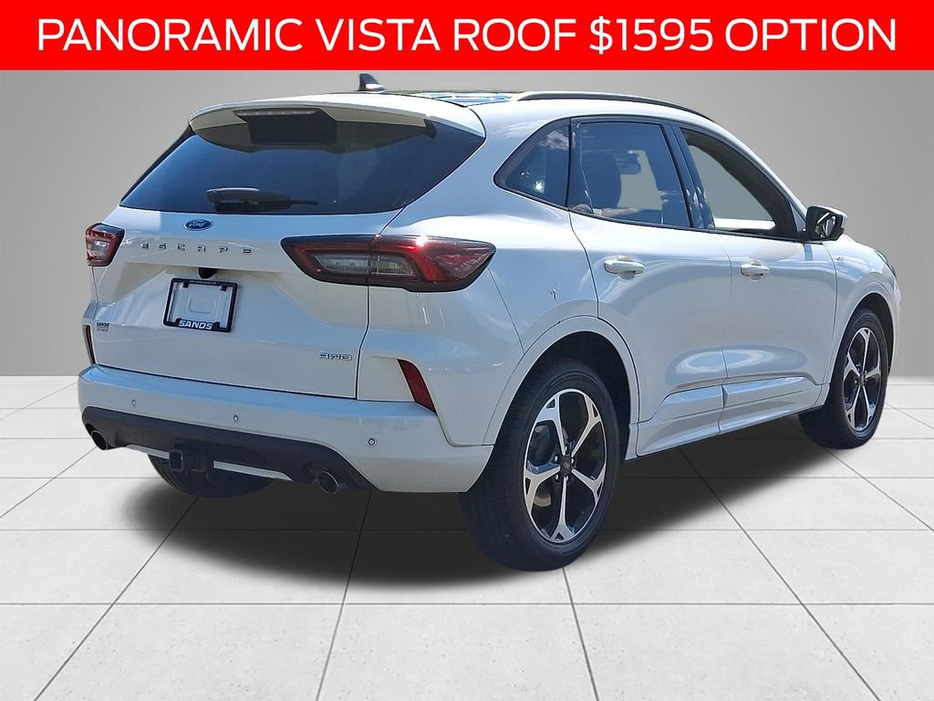 Certified 2023 Ford Escape ST-Line Select AWD/4WD image 4