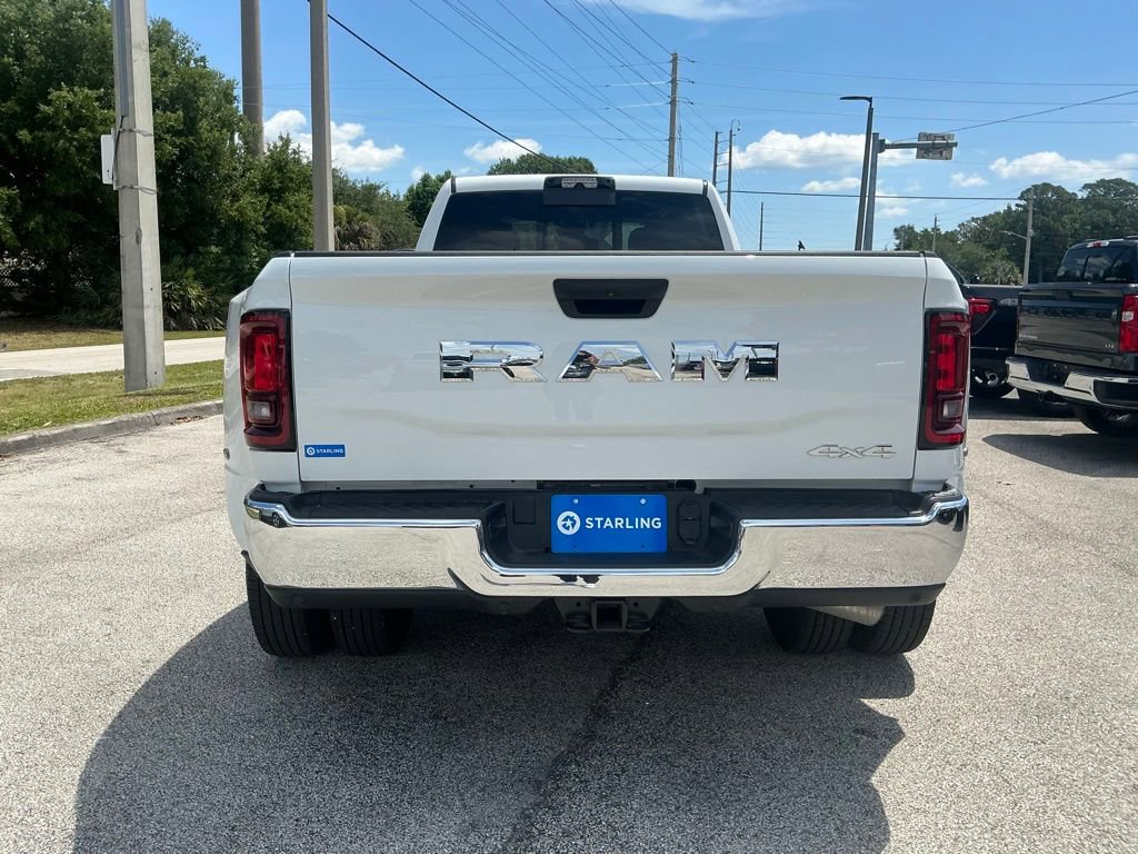 Used 2026 RAM 3500 Tradesman AWD/4WD image 5