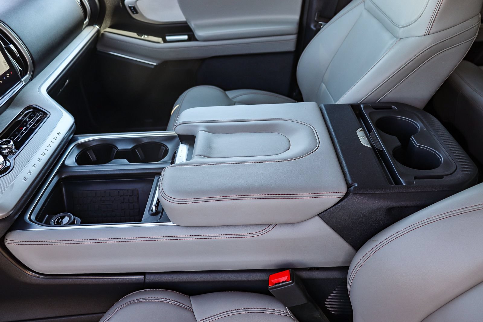 Certified 2025 Ford Expedition Active RWD image 20