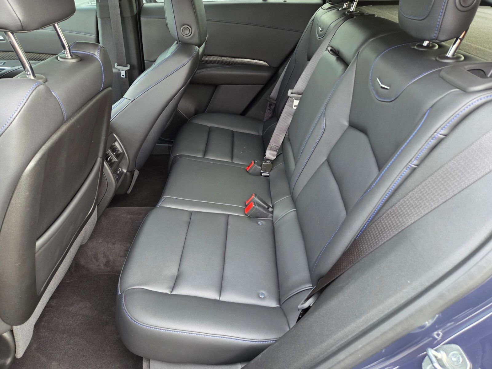 Used 2024 Cadillac XT4 Sport w/ Cold Weather Package image 11