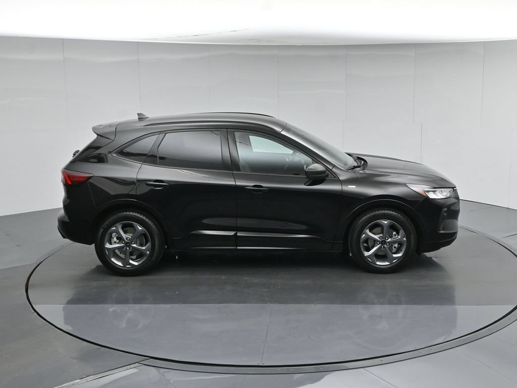 Certified 2023 Ford Escape ST-Line w/ Tech Pack #1 FWD image 41