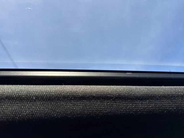 Used 2018 Jeep Grand Cherokee Limited image 28