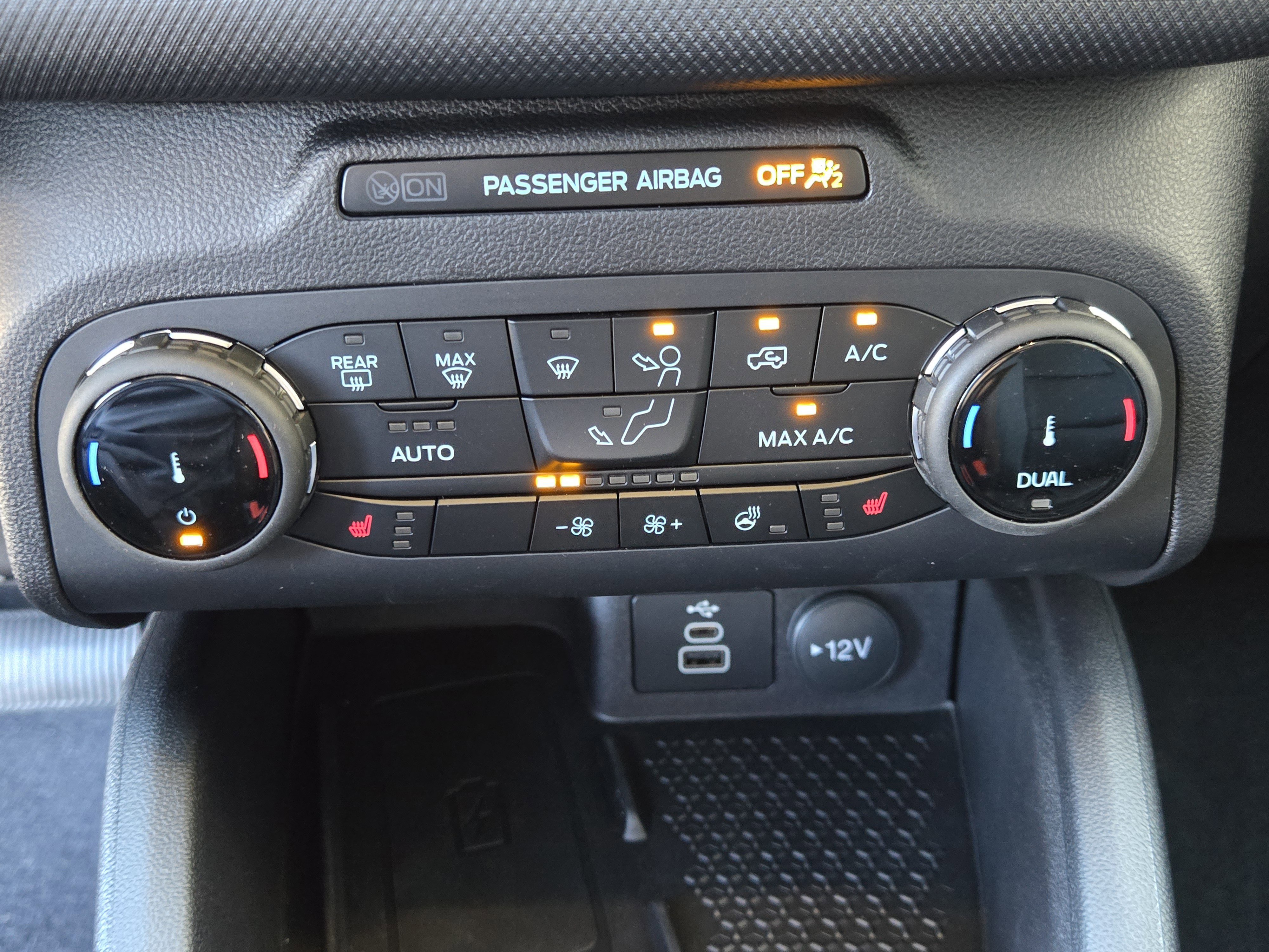 Certified 2024 Ford Bronco Sport Outer Banks w/ Tech Package image 18