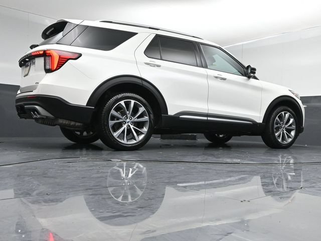 Certified 2025 Ford Explorer Platinum w/ Ultimate Package AWD/4WD image 45