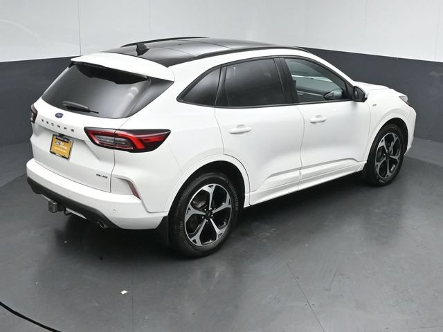 Certified 2023 Ford Escape ST-Line Elite w/ Class II Trailer Tow Package AWD/4WD image 52