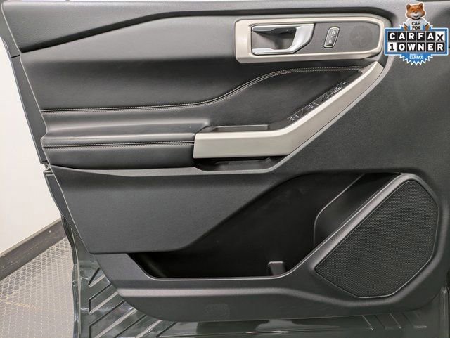 Certified 2023 Ford Explorer XLT w/ Class IV Trailer Tow Package image 8