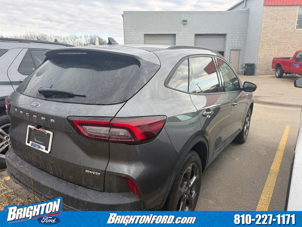 Certified 2025 Ford Escape ST-Line w/ Tech Pack #1 image 3