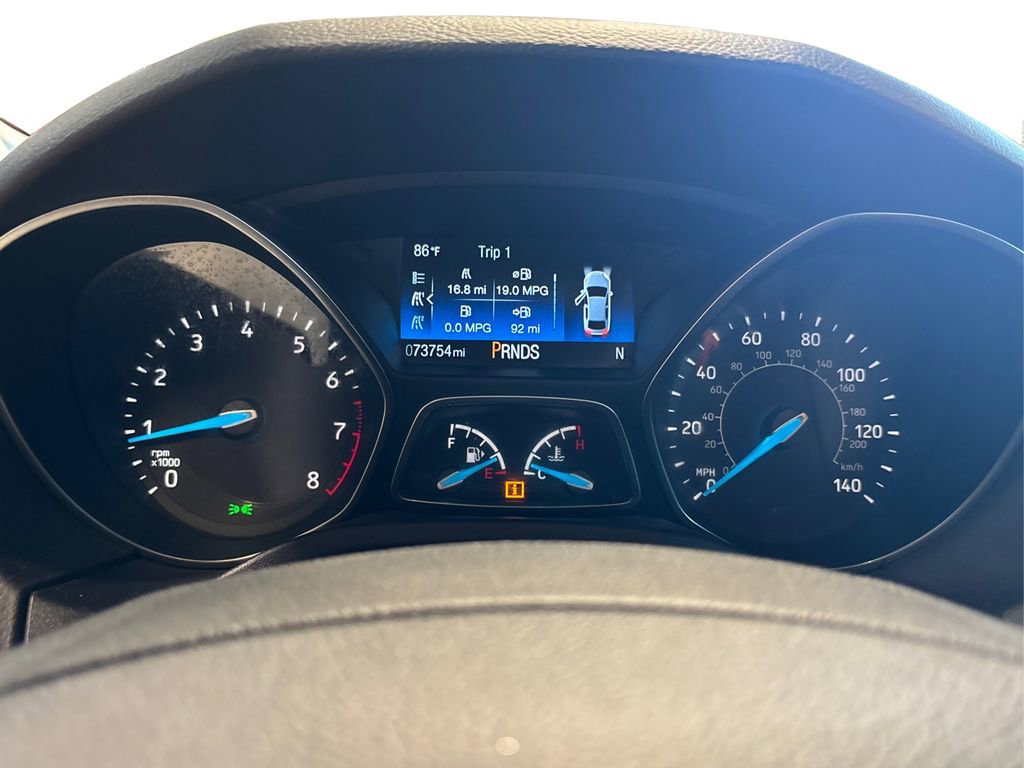 Certified 2018 Ford Focus SE w/ SE Appearance Package FWD image 26