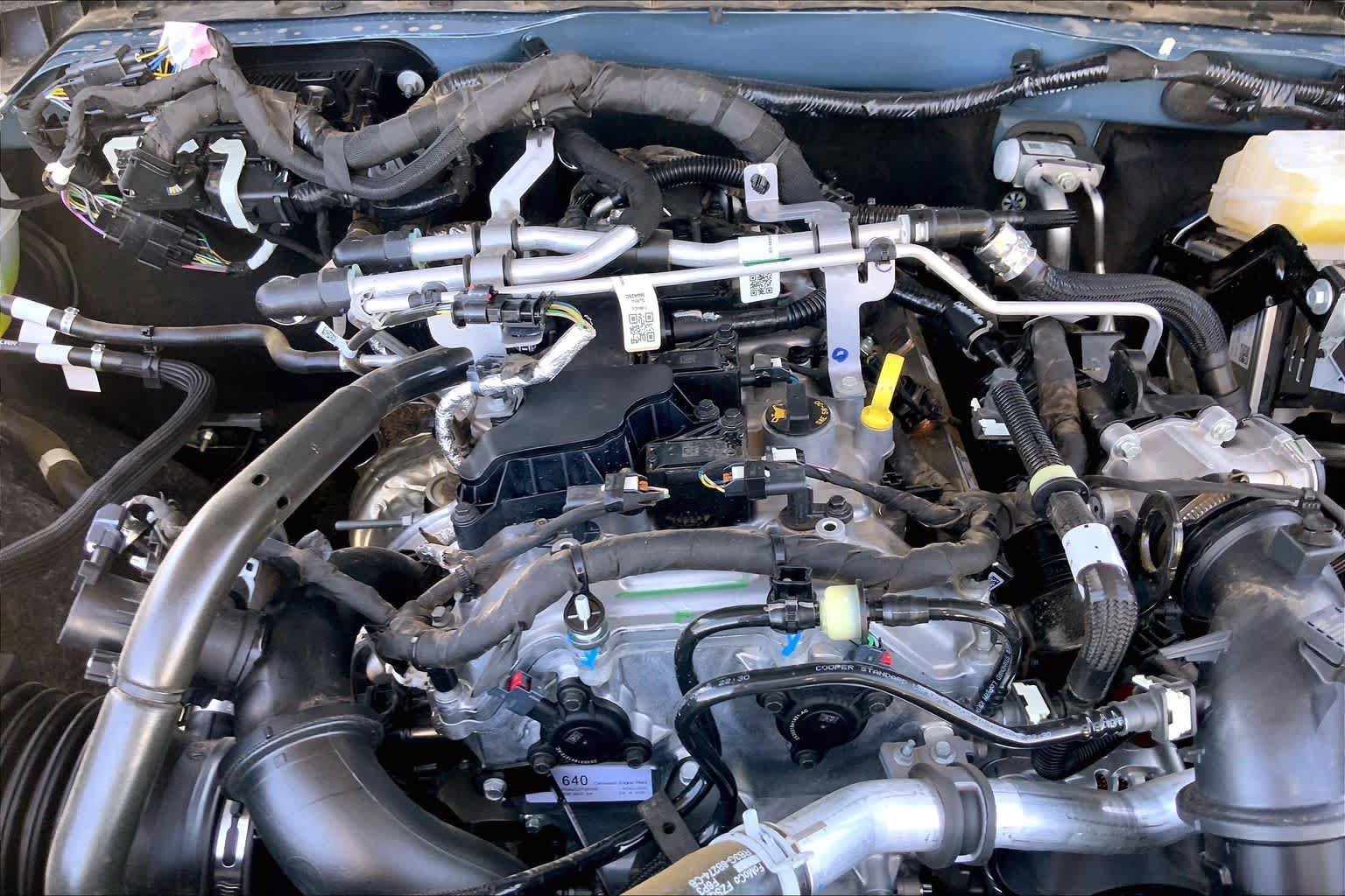 Certified 2025 Ford Bronco Outer Banks AWD/4WD image 32