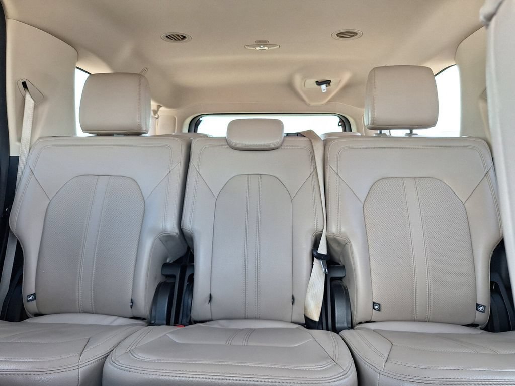 Certified 2024 Ford Expedition Max Limited RWD image 25