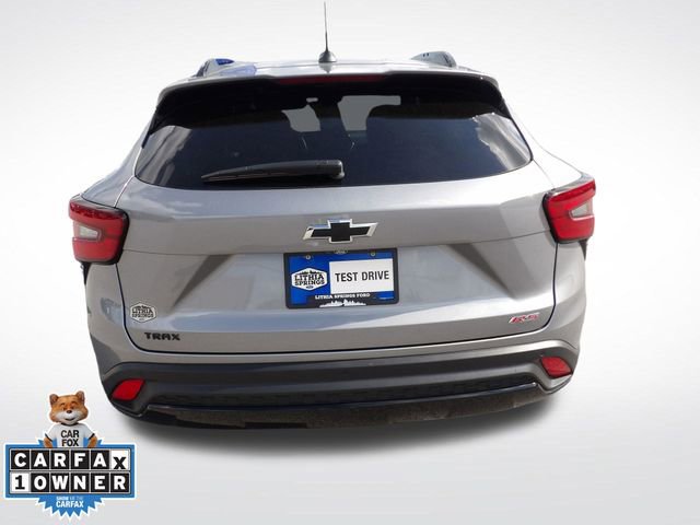 Used 2024 Chevrolet Trax RS w/ Sunroof Package image 4