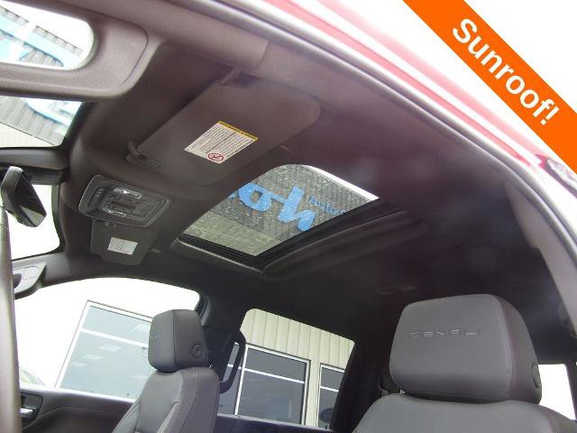 Used 2023 GMC Sierra 2500 Denali w/ Denali Ultimate Package AWD/4WD image 9