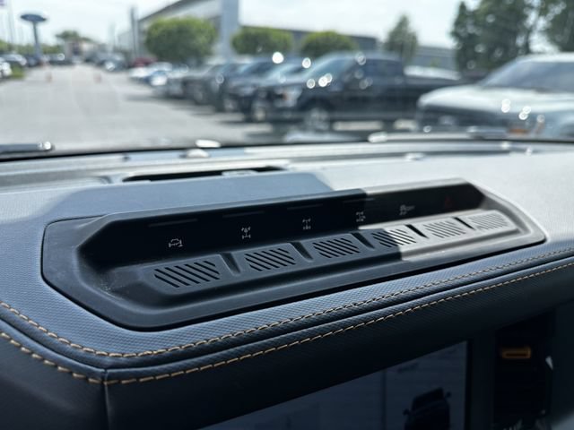 Certified 2024 Ford Bronco Badlands AWD/4WD image 27