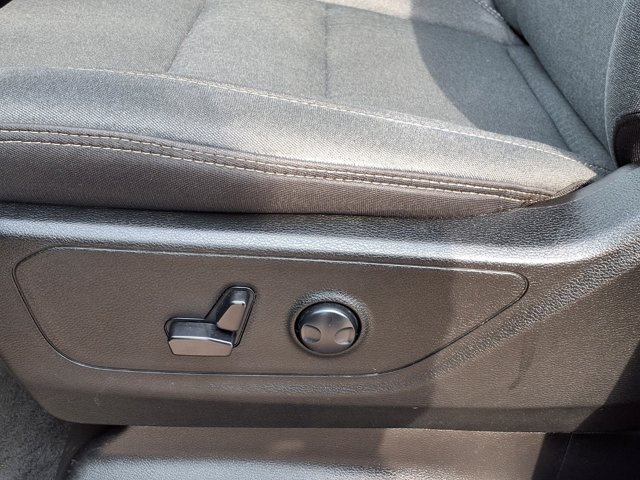 Used 2023 RAM 1500 Big Horn AWD/4WD image 5