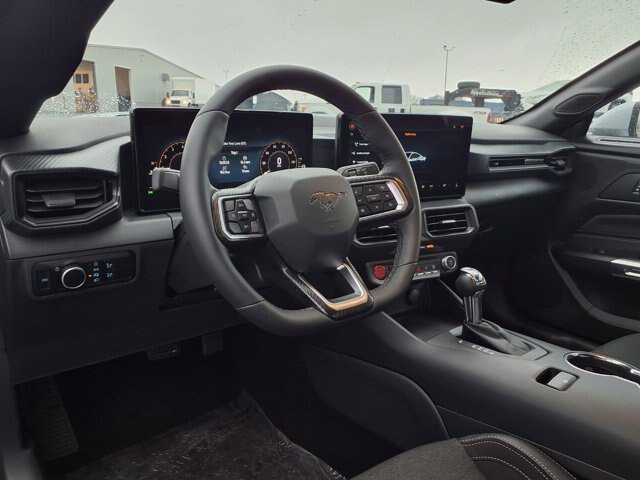 Certified 2025 Ford Mustang Coupe RWD image 9