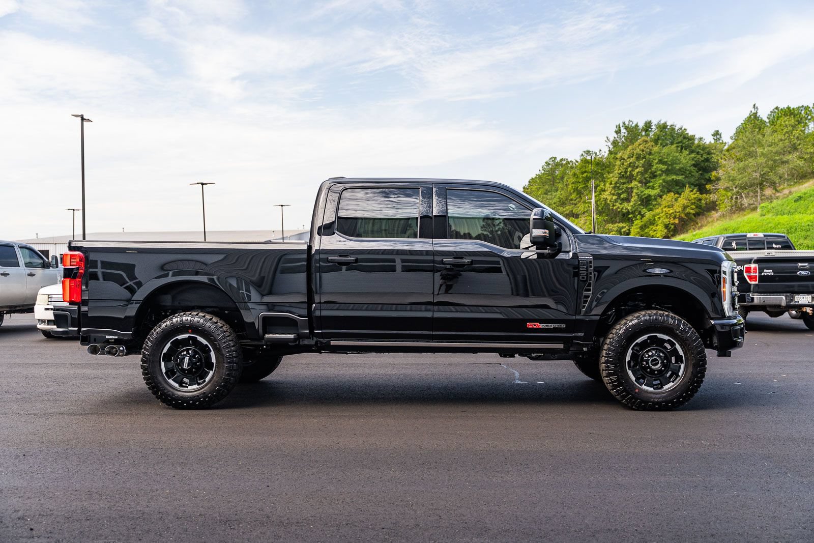 Certified 2026 Ford F250 Platinum w/ Tremor Off-Road Package AWD/4WD image 8