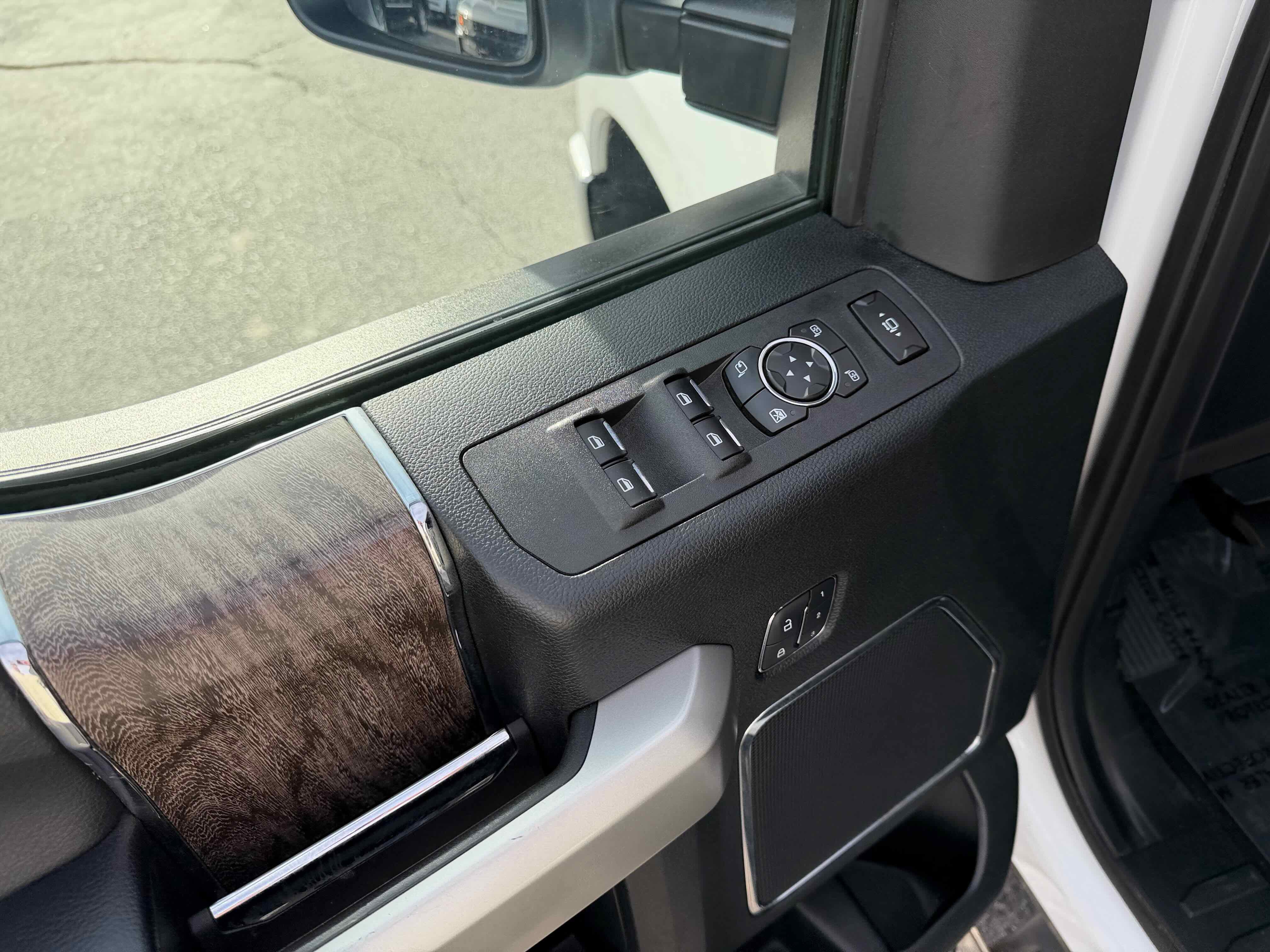 Certified 2017 Ford F350 Lariat w/ Lariat Value Package image 18