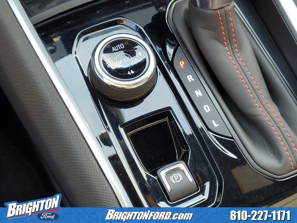Used 2023 Chevrolet Colorado Z71 w/ Z71 Convenience Package 2 AWD/4WD image 24