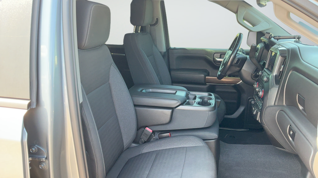 Used 2020 Chevrolet Silverado 1500 LT w/ Texas Edition AWD/4WD image 11