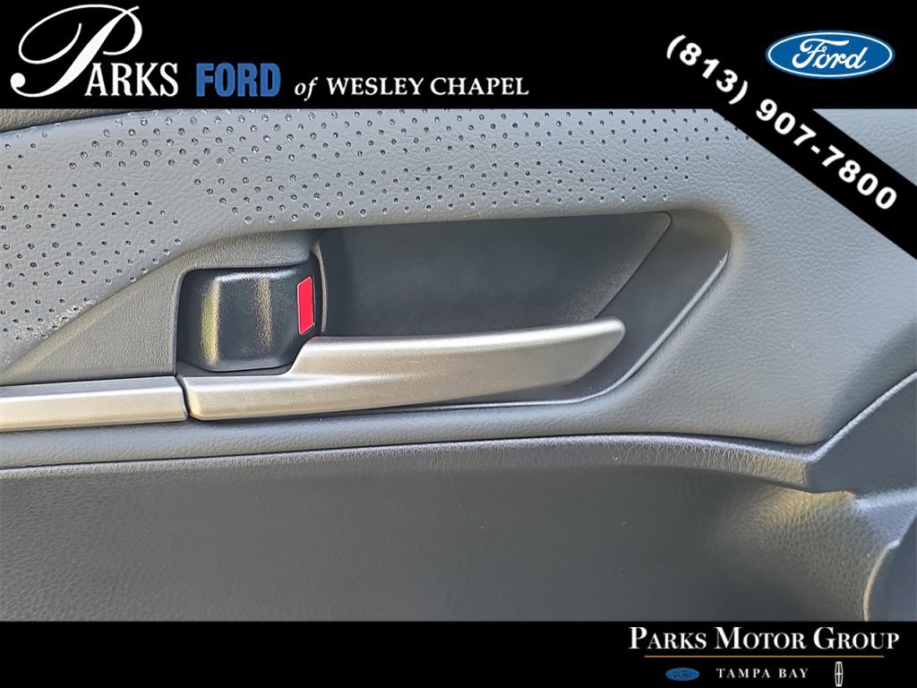 Used 2025 Toyota Camry XSE image 16