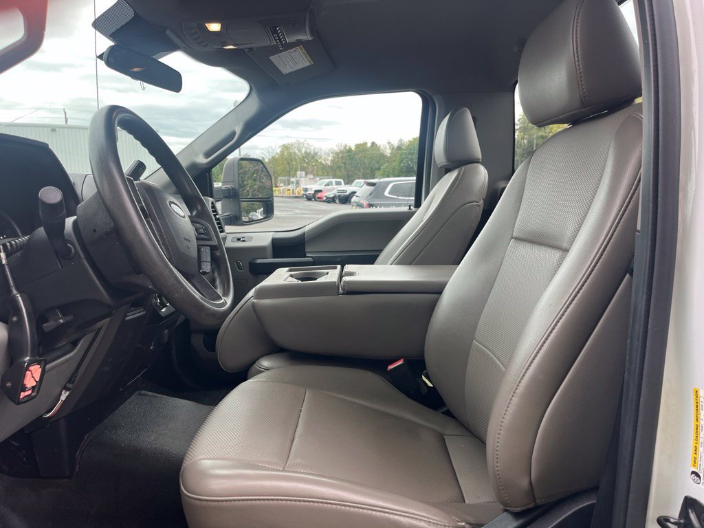 Certified 2020 Ford F250 XL w/ Power Equipment Group AWD/4WD image 9