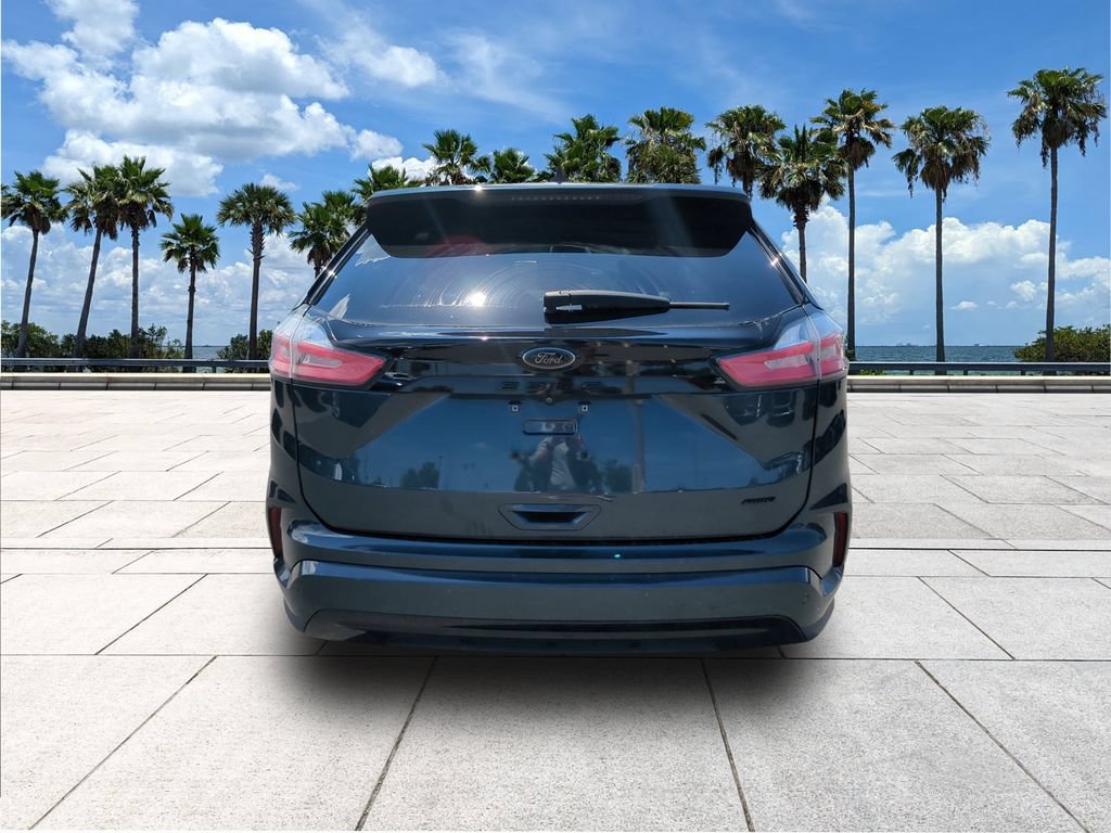 Certified 2022 Ford Edge SE w/ Black Appearance Package AWD/4WD image 6