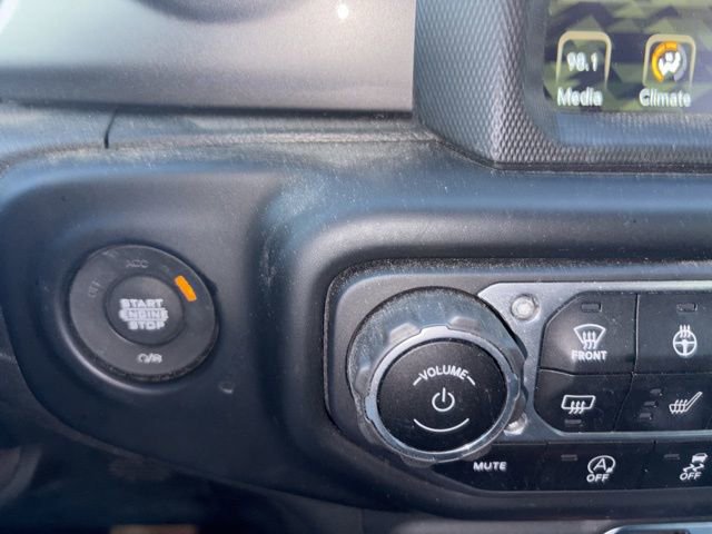 Used 2021 Jeep Wrangler Unlimited Sahara AWD/4WD image 30