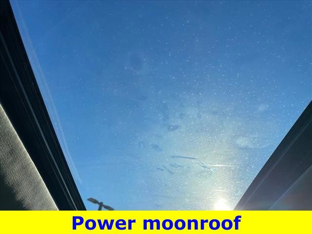 Used 2024 Toyota Highlander XLE image 23