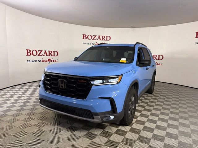 Used 2024 Honda Pilot TrailSport image 4