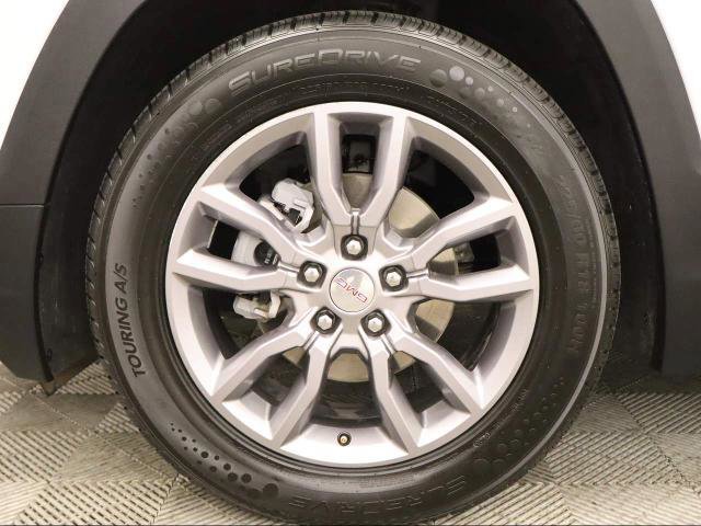 Used 2024 GMC Terrain SLT image 26