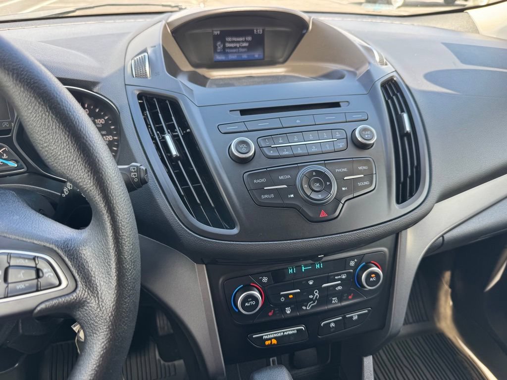 Certified 2018 Ford Escape SE FWD image 31