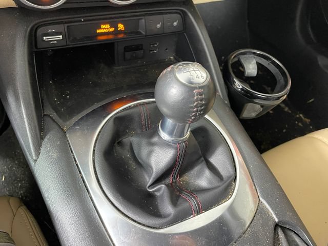 Used 2019 MAZDA MX-5 Miata RF Grand Touring w/ Appearance Package RWD image 9