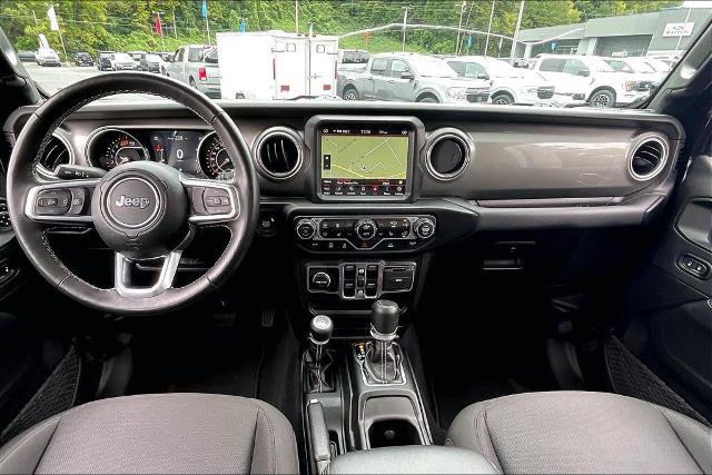 Used 2023 Jeep Wrangler Unlimited Sahara w/ LED Lighting Group AWD/4WD image 15