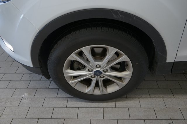 Certified 2019 Ford Escape SE AWD/4WD image 10
