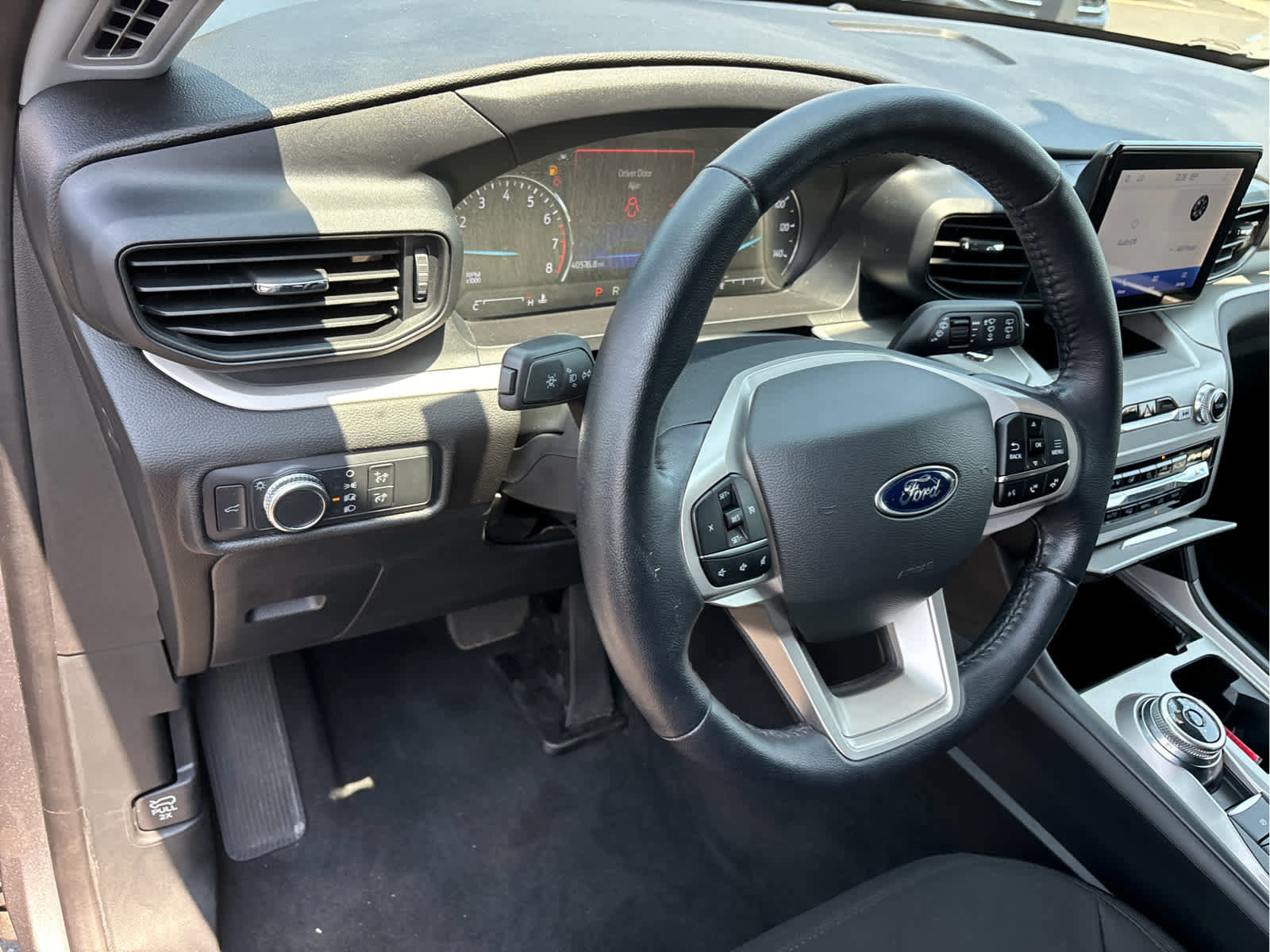 Certified 2022 Ford Explorer XLT image 15