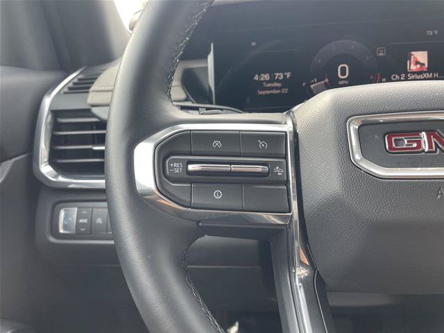 Used 2026 GMC Acadia Elevation w/ Elevation Premium Package FWD image 13