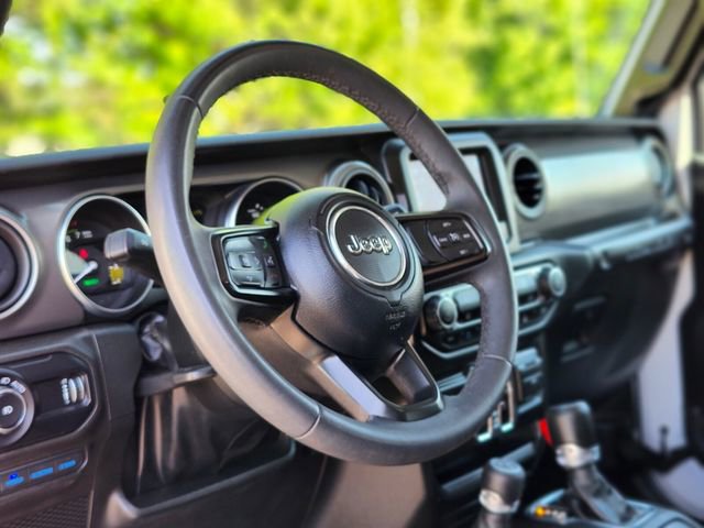 Used 2023 Jeep Wrangler Unlimited w/ Convenience Group AWD/4WD image 18