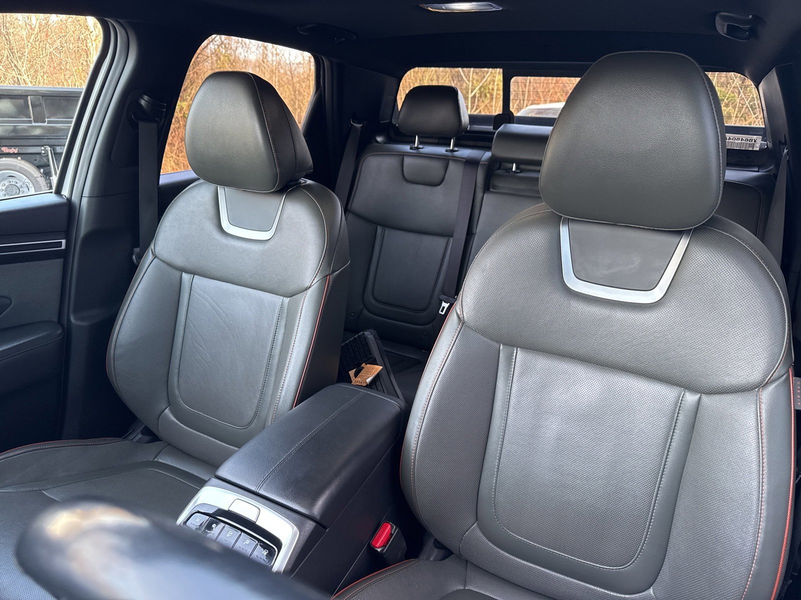 Used 2023 Hyundai Santa Cruz Limited image 38