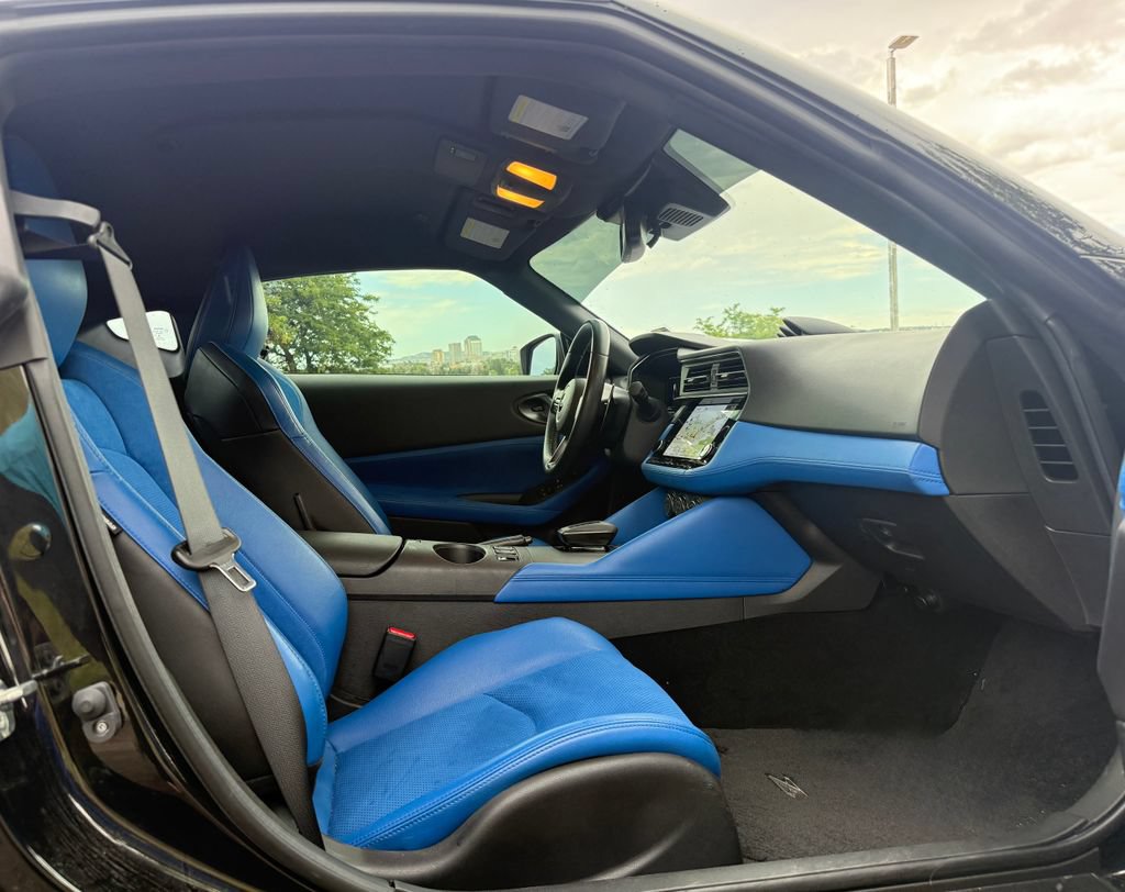 Used 2024 Nissan Z Performance w/ Floor Mat Package RWD image 21