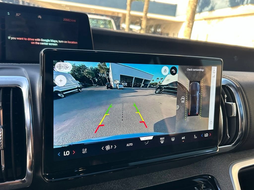Certified 2025 Ford Expedition Tremor AWD/4WD image 14