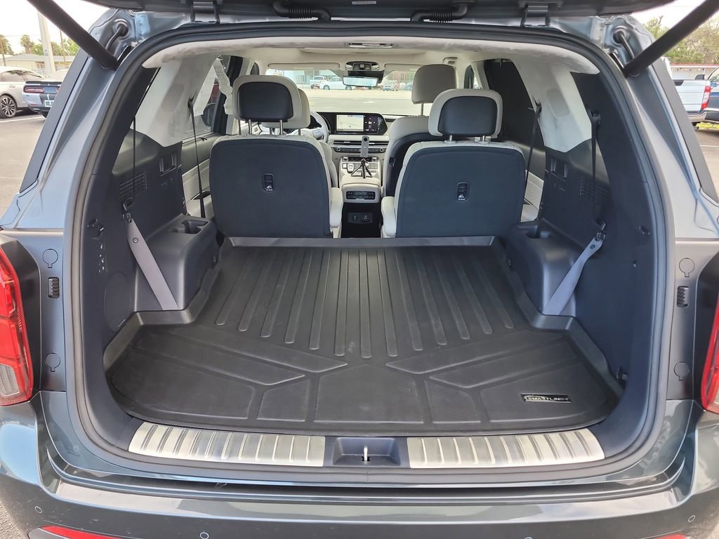 Used 2023 Hyundai Palisade Calligraphy image 7