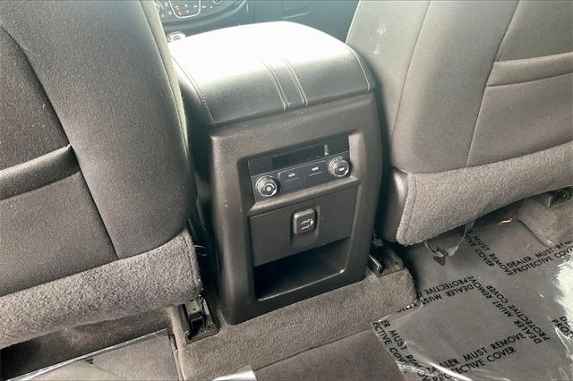 Used 2019 Chevrolet Traverse LT image 34