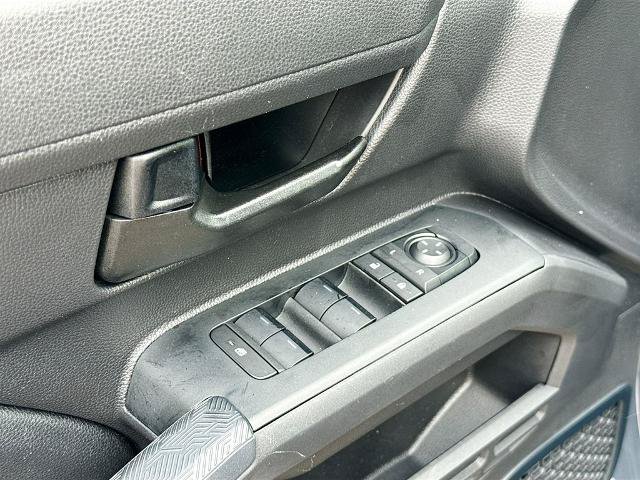 Used 2024 Toyota Tacoma SR5 AWD/4WD image 16