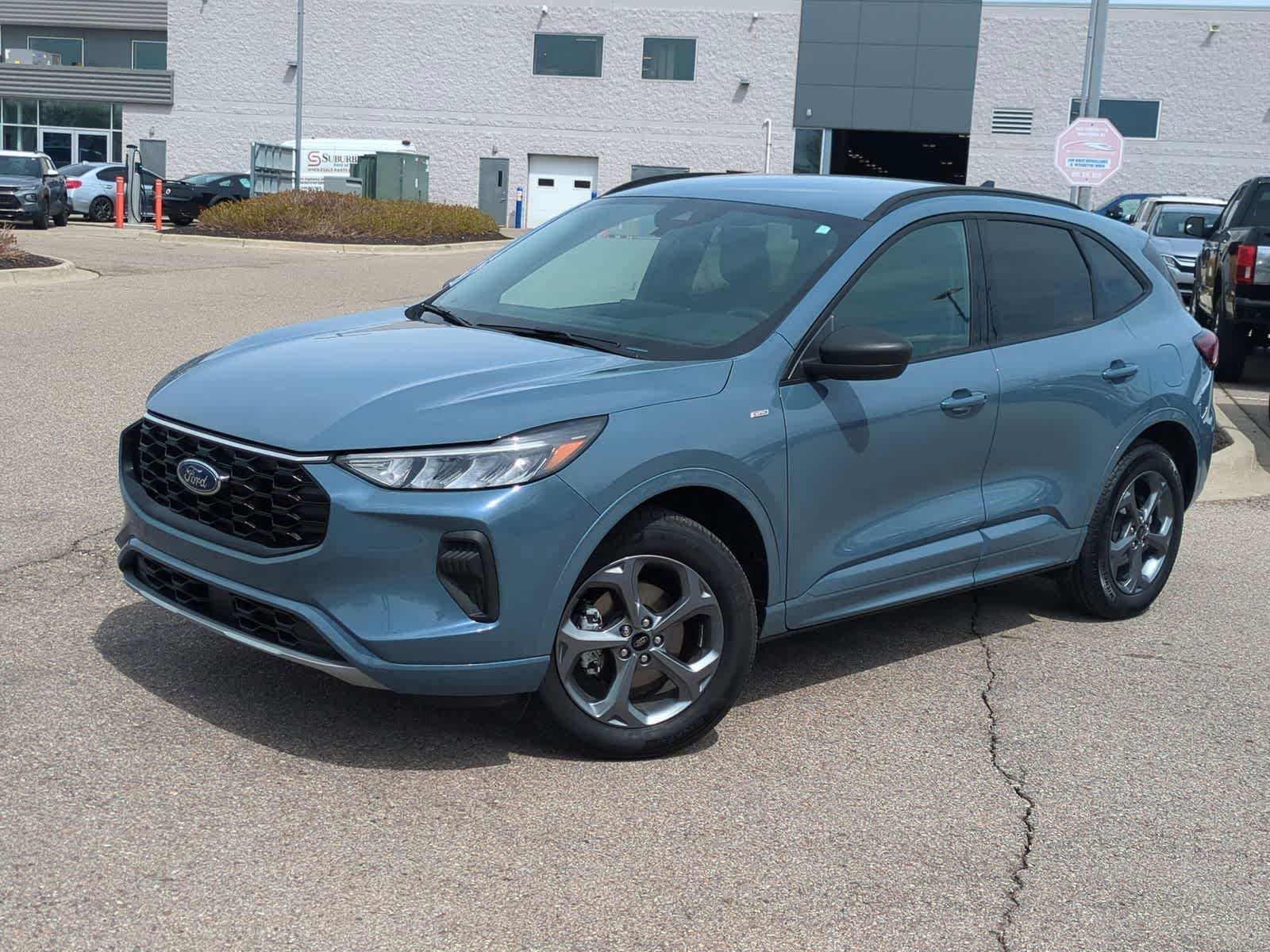 Certified 2024 Ford Escape ST-Line w/ Tech Pack #1 AWD/4WD image 1