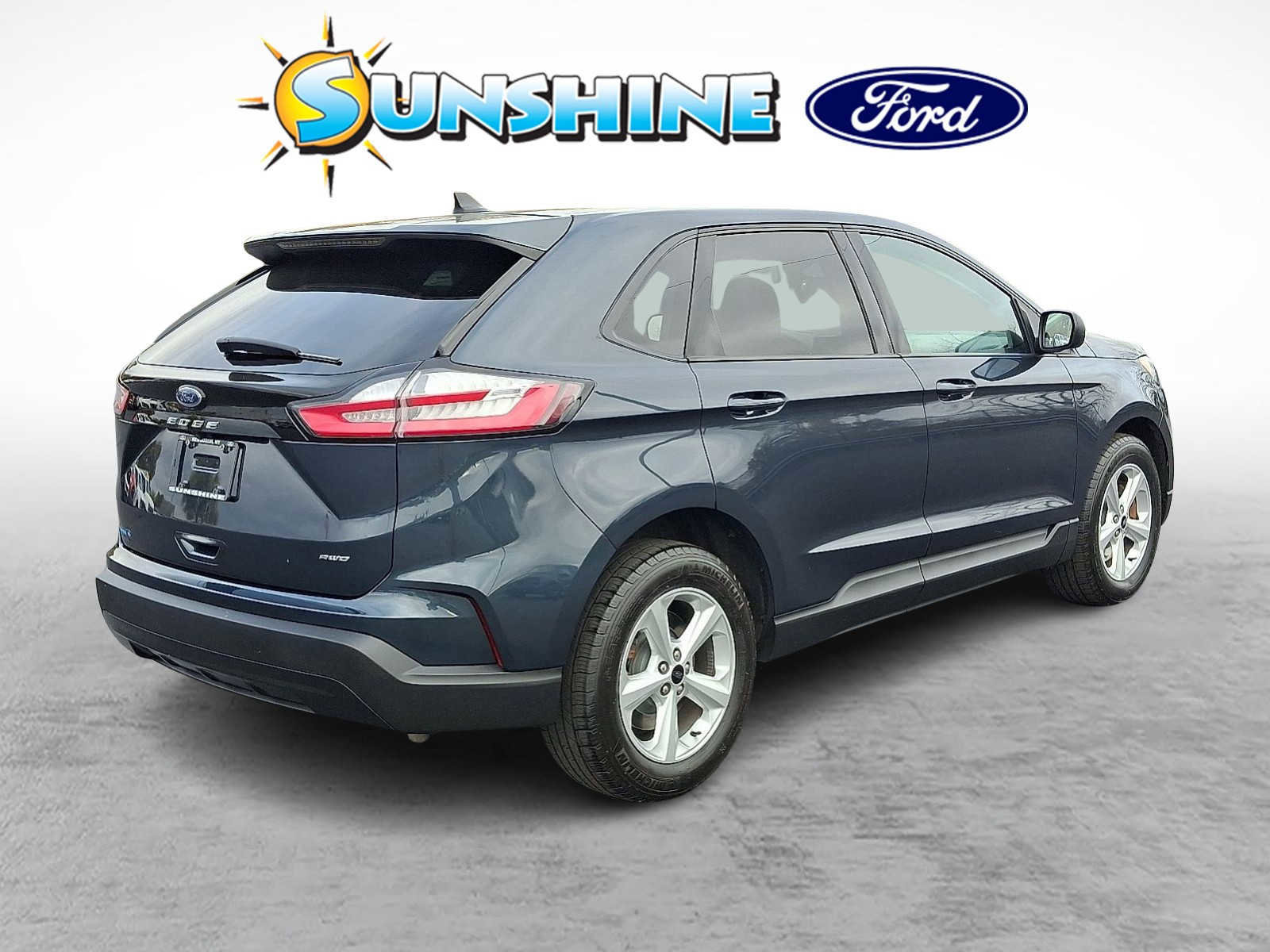 Certified 2024 Ford Edge SE image 4