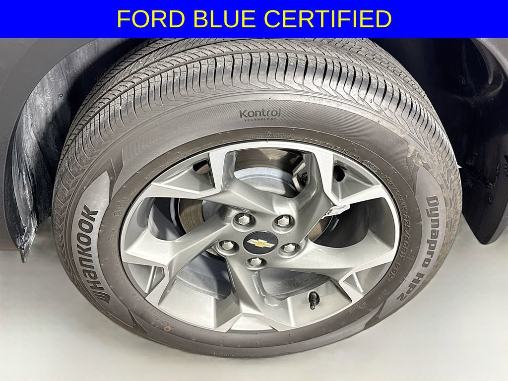 Used 2025 Chevrolet Trax LT w/ Driver Confidence Package image 17