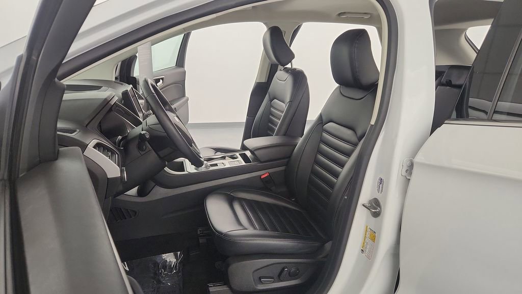 Certified 2023 Ford Edge SEL w/ Convenience Package image 13
