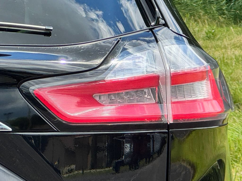 Certified 2020 Ford Edge SEL FWD image 12