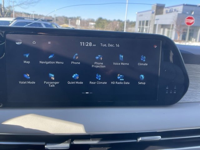 Used 2023 Hyundai Palisade Calligraphy image 23