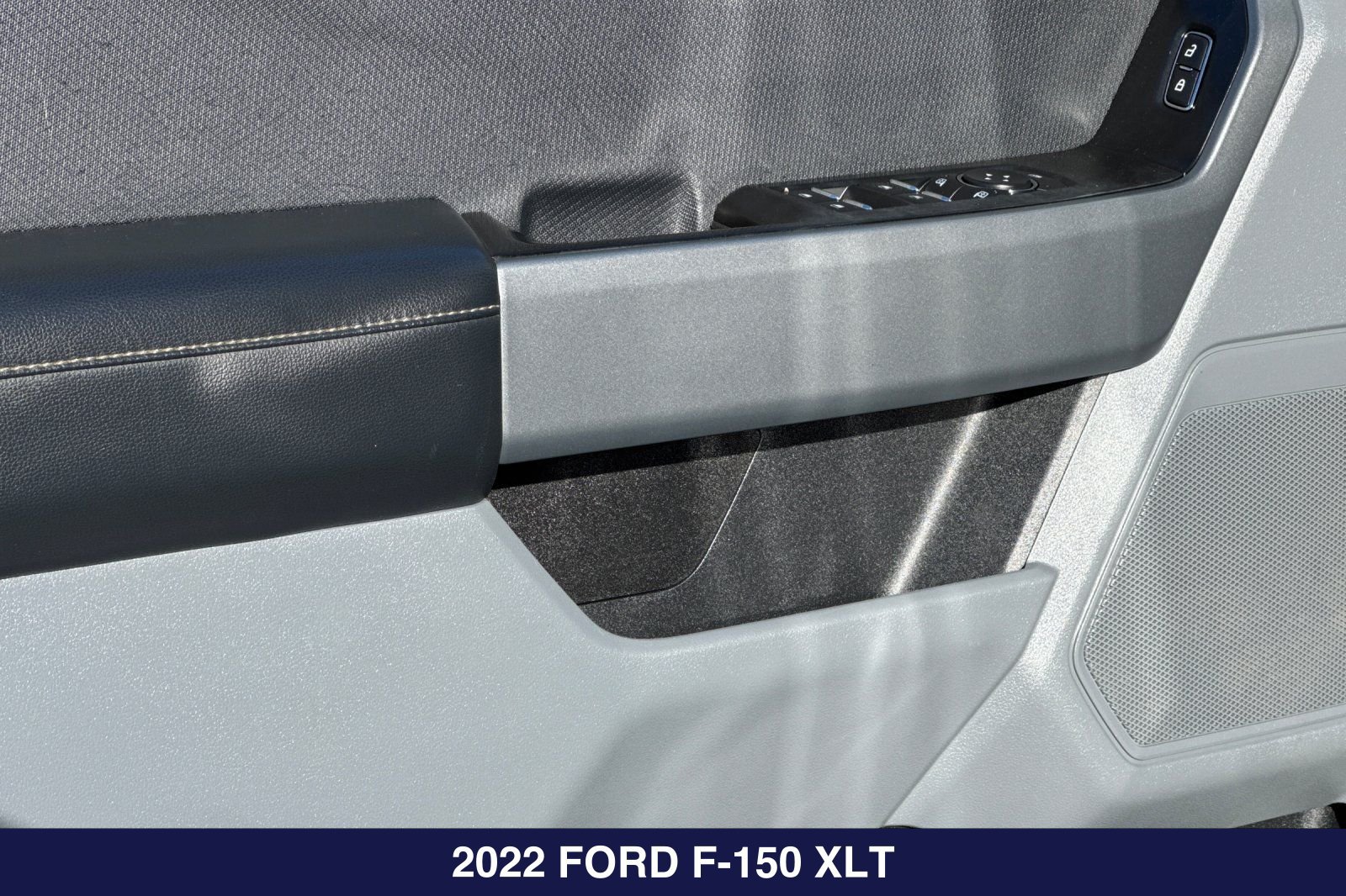 Certified 2022 Ford F150 XLT w/ Trailer Tow Package AWD/4WD image 12